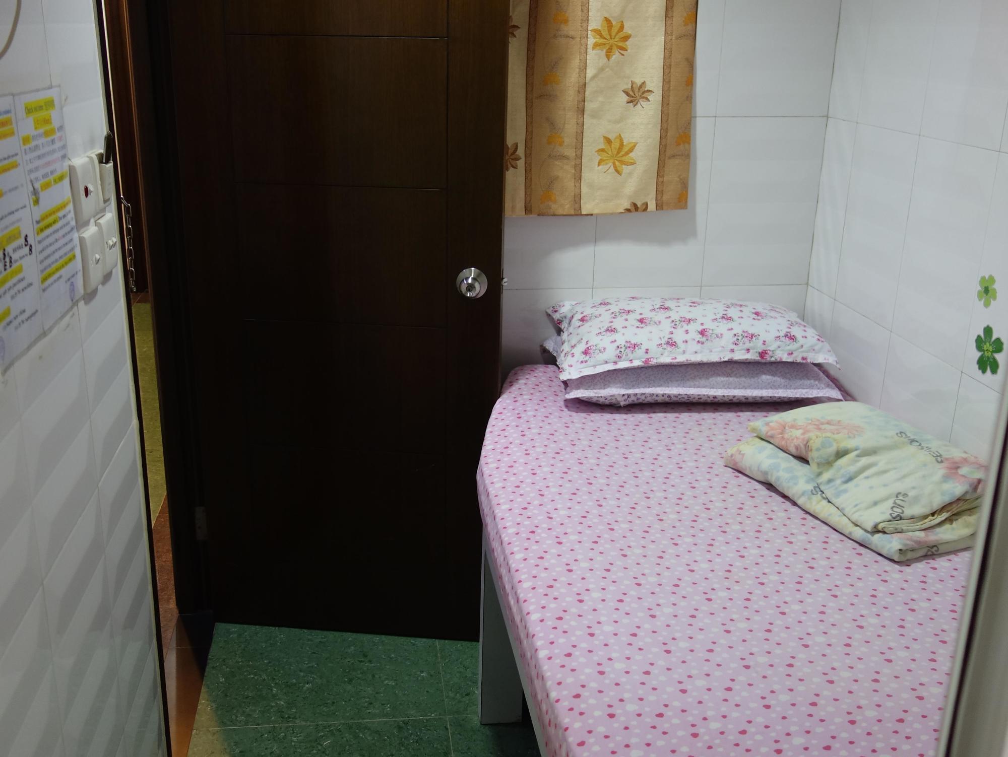 New China Guesthouse Гонконг Екстер'єр фото
