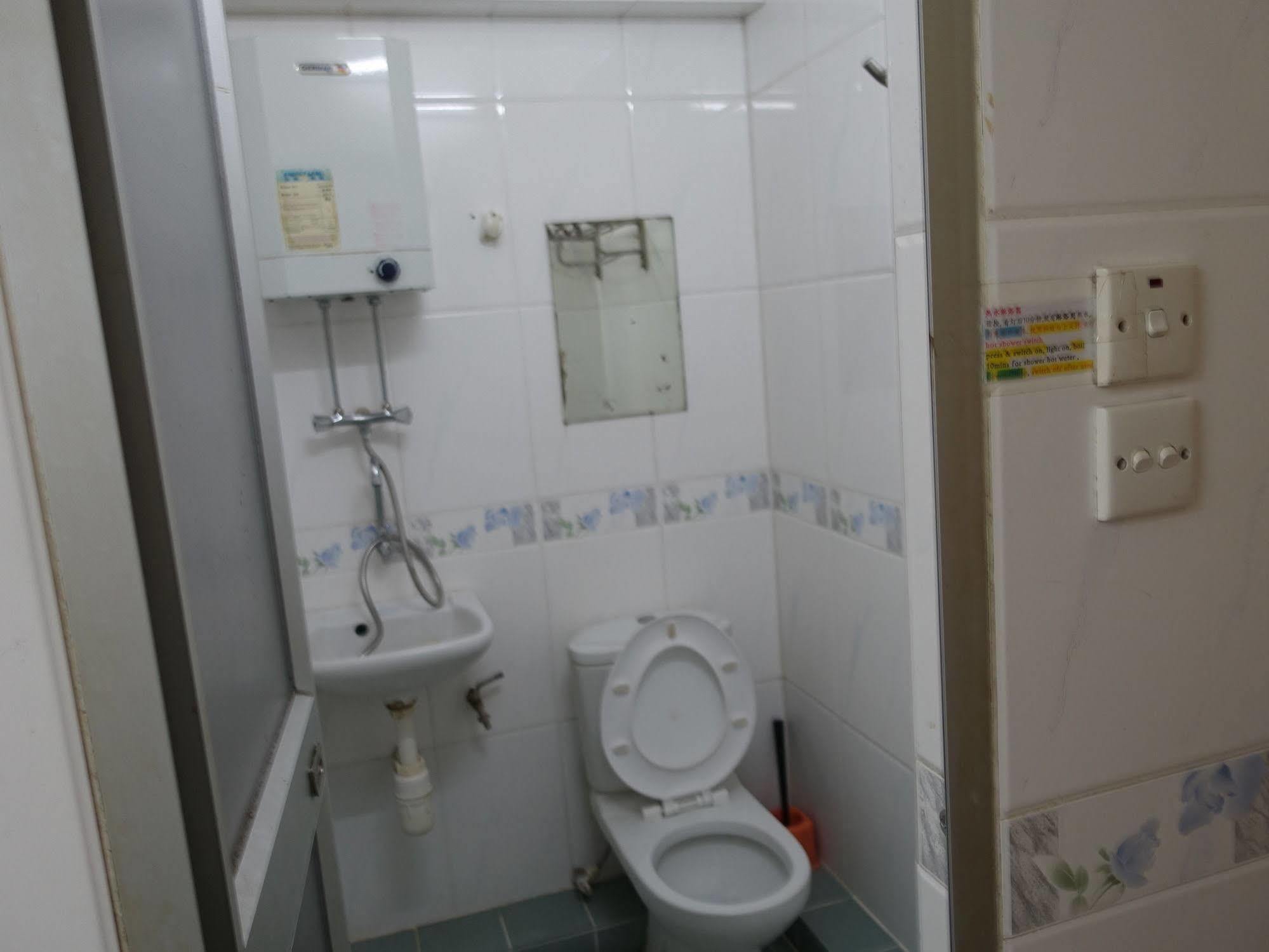New China Guesthouse Гонконг Екстер'єр фото